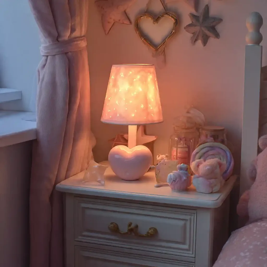 15-Little Girl Bedroom Decorating Idea